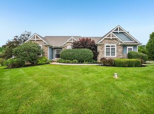 159 Stone Creek Dr, Granville, OH 43023