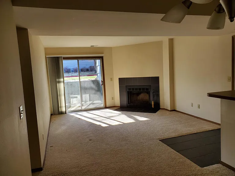 4660 White Rock Cir #1 — Photo 6