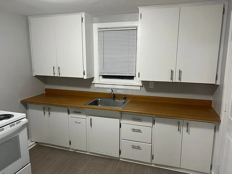 2 bed, $745 — Photo 4