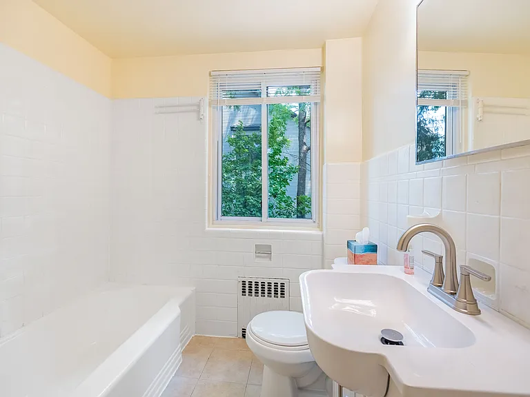 700 Kinderkamack Rd #1 — Photo 20