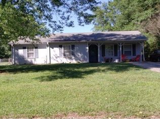 126 Willowood Dr, Spartanburg, SC 29303