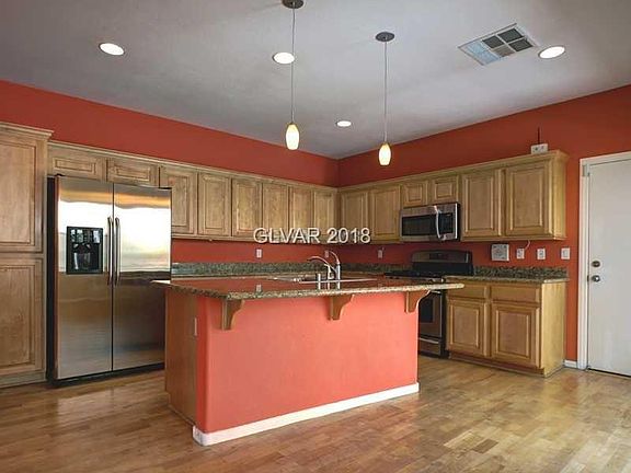 5th image of 1048 Sweet Elderberry Ct