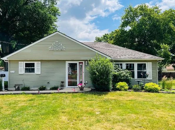 214 N Union St, Dwight, IL 60420