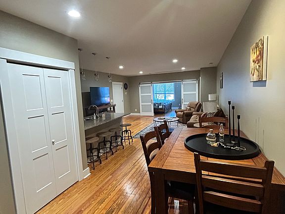 5th image of 86 N Main St #86B