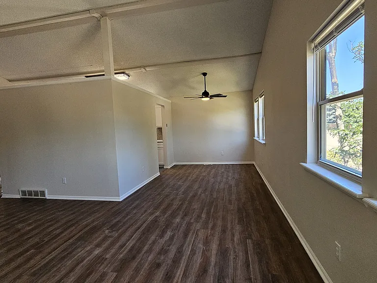 21 Carefree Ln — Photo 7