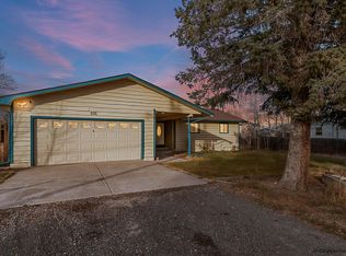 916 Cherry St, Cheyenne, WY 82007