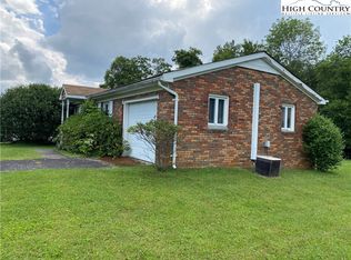 334 Snowy Oak Rd, Boone, NC 28607