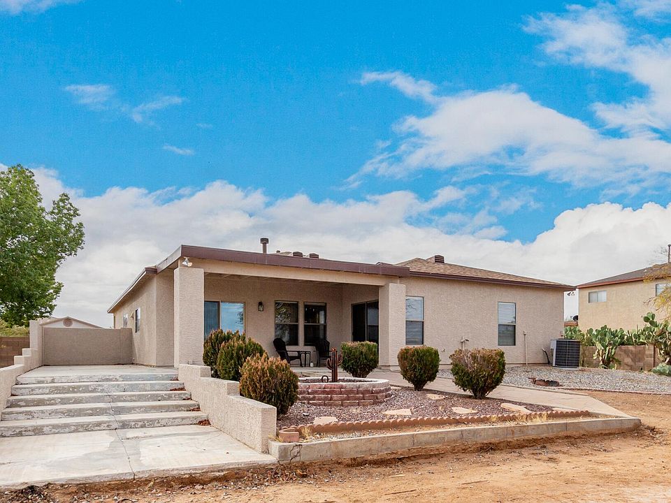 1st image of 7040 W Pebble Valley Dr