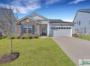 250 Lakepointe Dr, Savannah, GA 31407