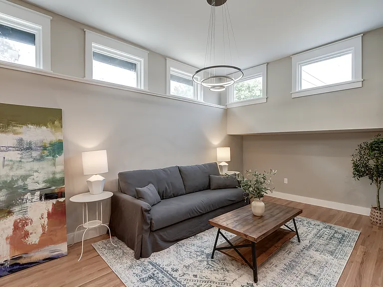 1523 W Cary St #9I — Photo 3