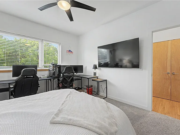 175 W Martin Luther King Blvd — Photo 18