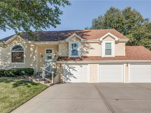 408 Hillbrook Dr, Lansing, KS 66043