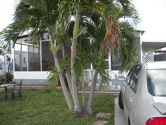 2nd image of 2871 SW 58th Manor