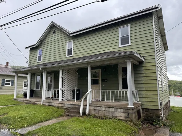 1064-1070 Chestnut St, Nanty Glo, PA 15943