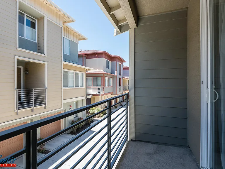 887 Sakura Dr — Photo 7