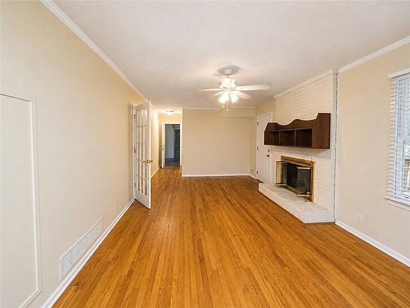 3rd image of 3293 Norwood Ct