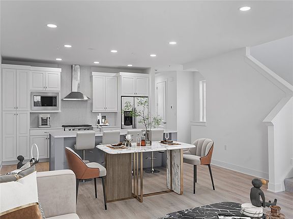 3rd image of 111 Founders St