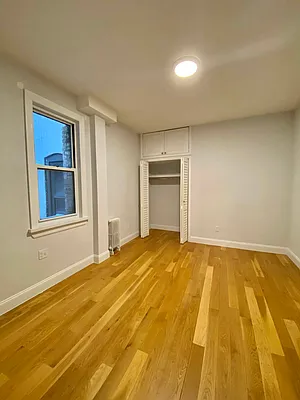 Rented by Waverly Realty Associates | media 22