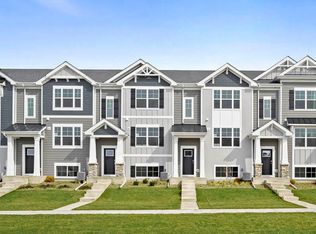 8760 Clover Lane St, Saint John, IN 46373