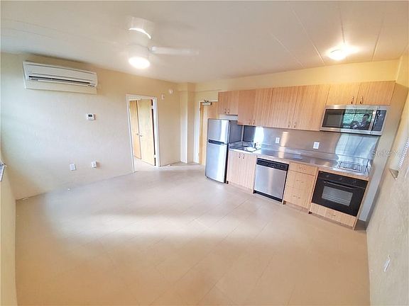 4th image of 844 5th Ave S APT 7