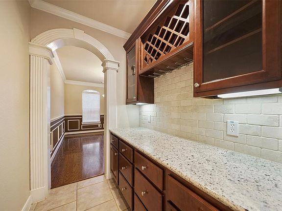 5th image of 18034 Crescent Royale Way