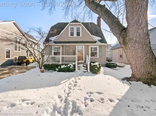 857 Palmer St, Plymouth, MI 48170