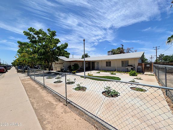 2nd image of 7364 N 39TH Avenue