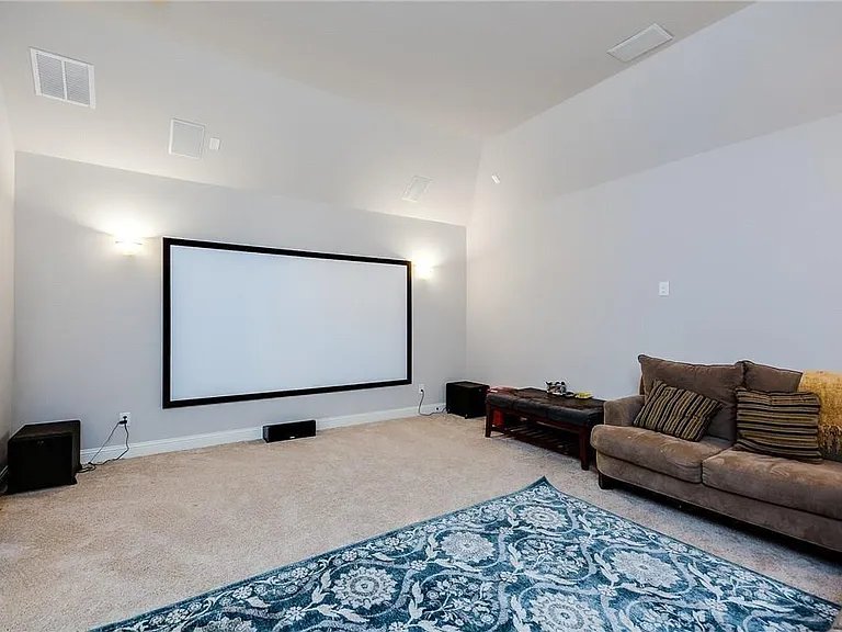 6209 Metz St — Photo 25