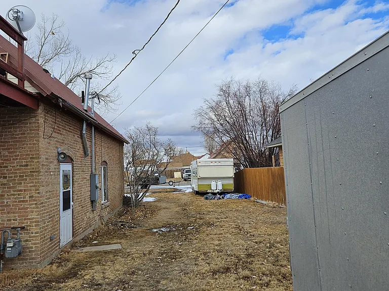410 Smith Ave — Photo 24
