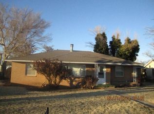 219 W 7th St, Vici, OK 73859