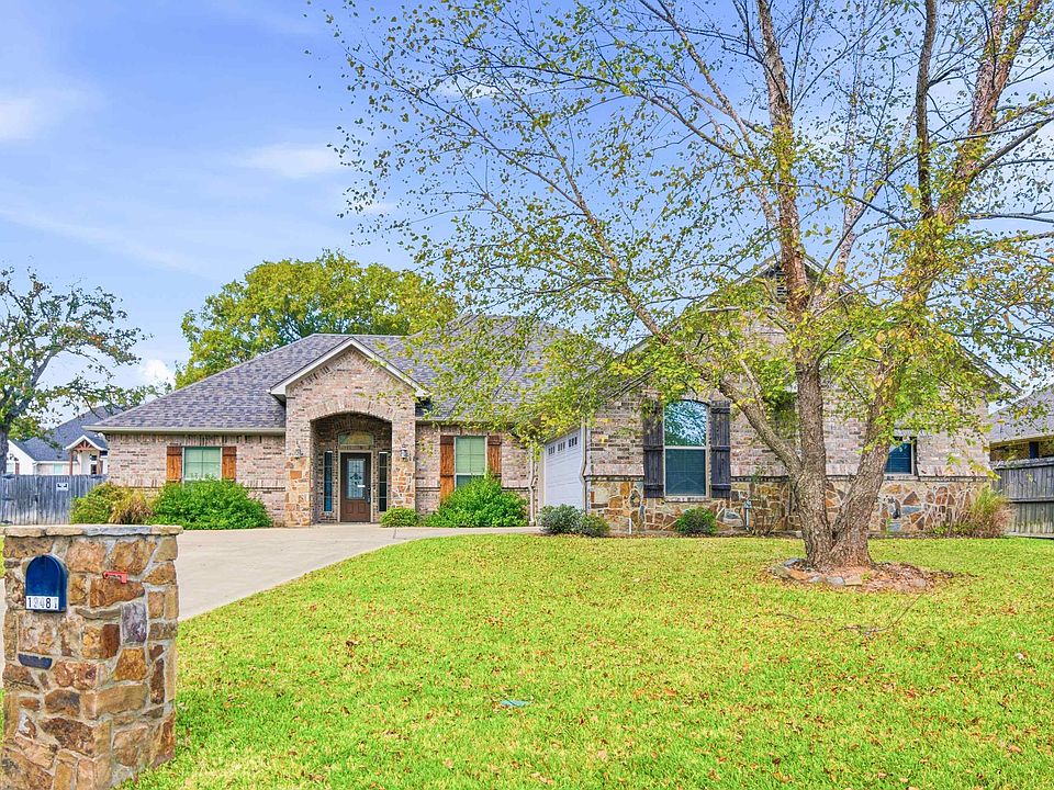 1st image of 19481 Sandhill Ln