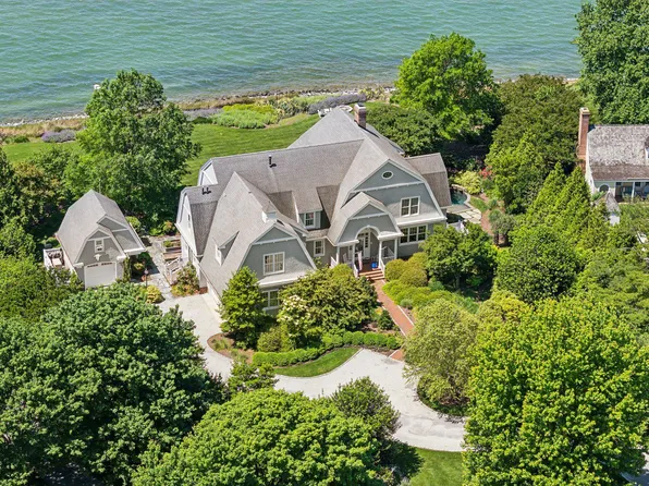26025 Bachelors Harbor Dr, Oxford, MD 21654