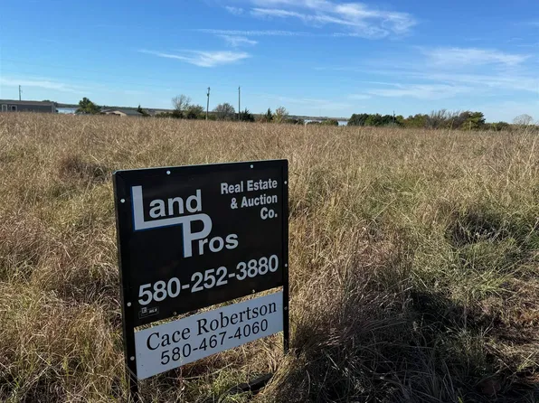 0 Lakefront Dr, Comanche, OK 73529