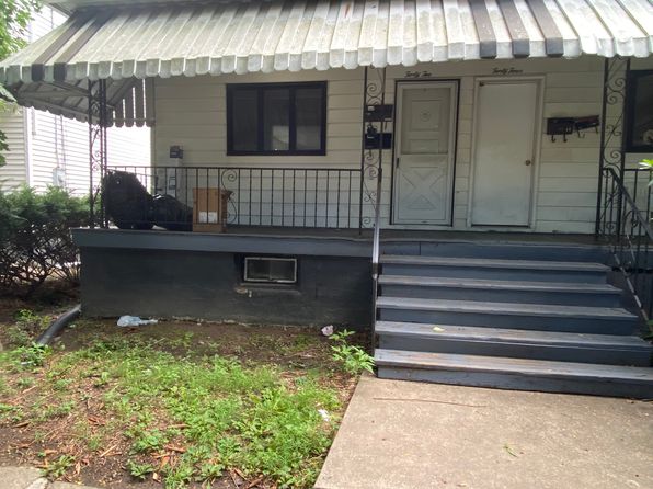 42 S Thomas Ave #1