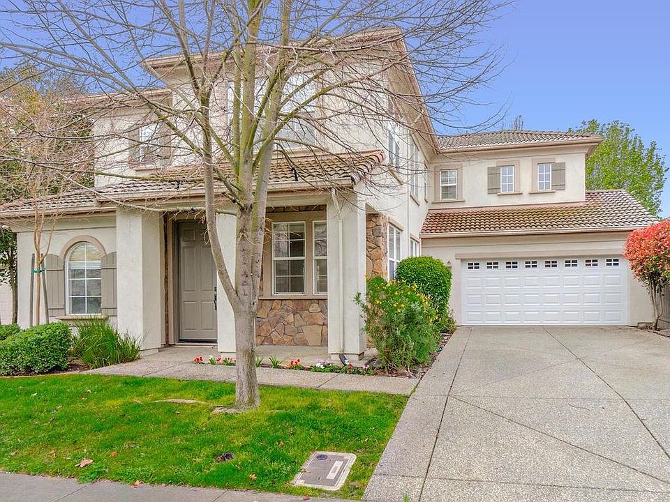 1st image of 2518 Serenata Way