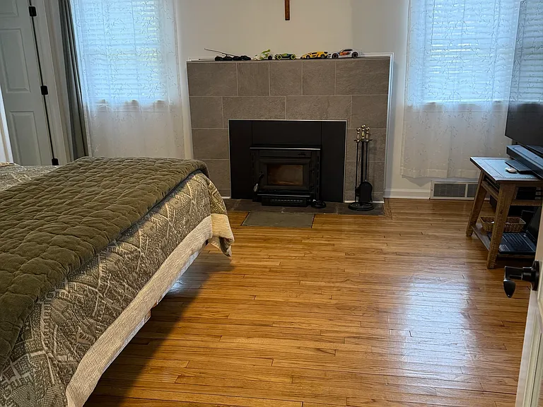82 Sherry Ln — Photo 11
