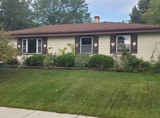 8135 N 105th St, Milwaukee, WI 53224