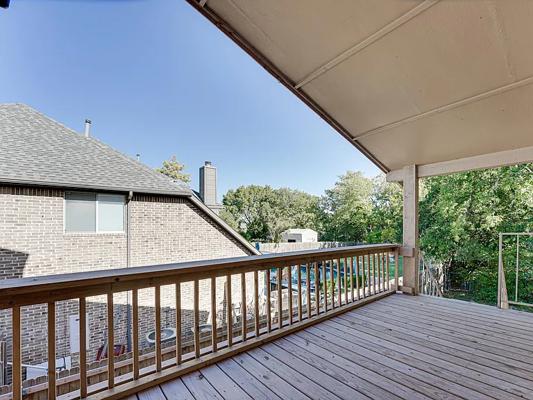 605 Scenic Dr — Photo 12