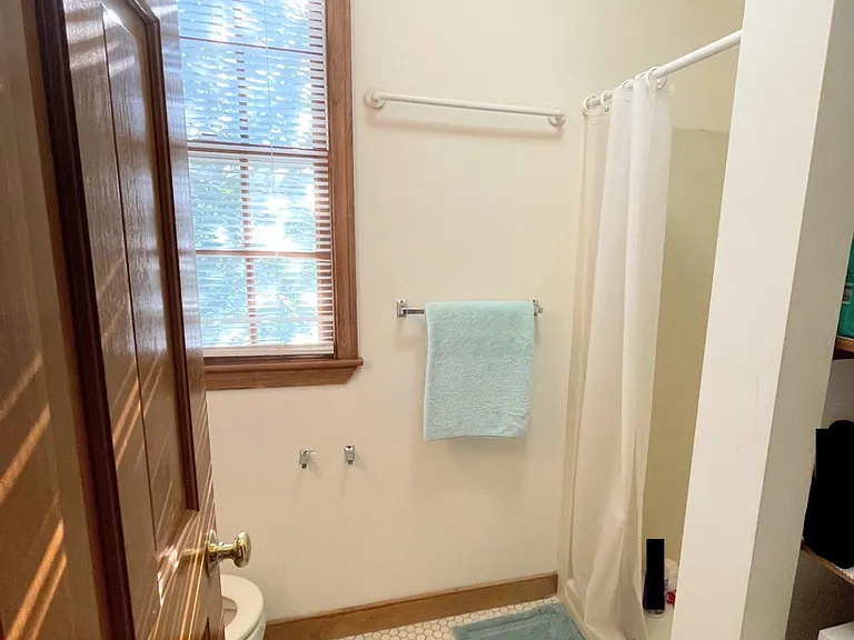 1052 Chestnut St — Photo 19