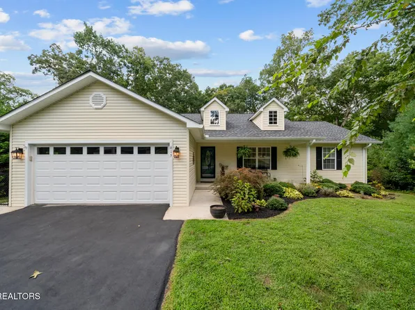 615 Apoka Ln, Crossville, TN 38572