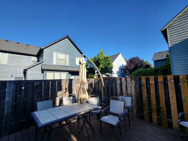 2228 SE Decade Ct — Photo 33
