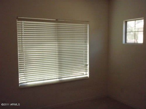 5th image of 460 E Derringer Way