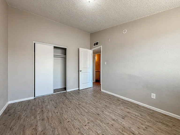 2115 W Devonshire Ave, Phoenix Az — Photo 14