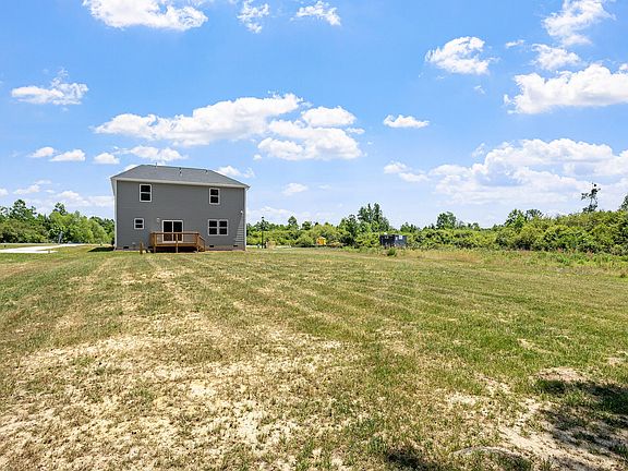 5th image of 214 Harriette Ct