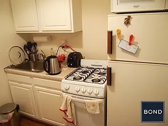 Rented by Bond New York