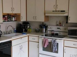 218 Vista Dr, Easton, PA 18042