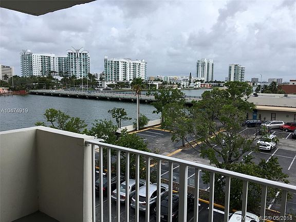 3rd image of 1455 N Treasure Dr APT 7A