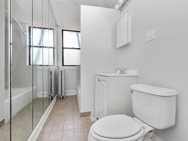 4850-58 S Michigan Ave #70-76 — Photo 3