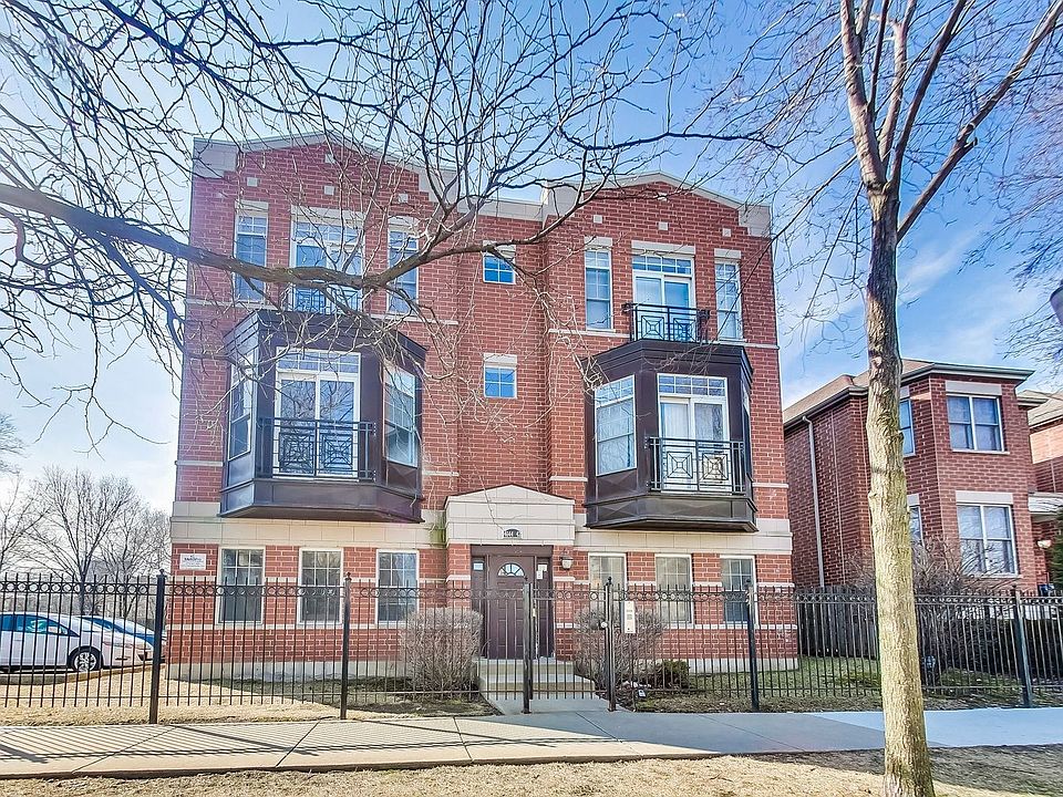 1st image of 4644 S Woodlawn Ave #1N