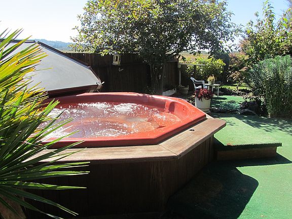 Hot Tub